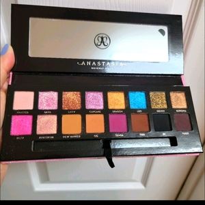 ABH Amrezy Palette